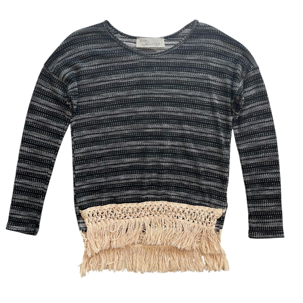 Vintage Havana Women S Black White Stripe Fringe Crochet Lightweigt Knit Sweater